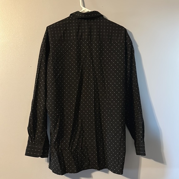 Pierre Cardin Large Black & White Button up Top - Picture 2 of 4